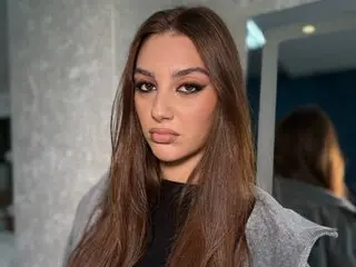 Webcam livejasmin real DorisHill